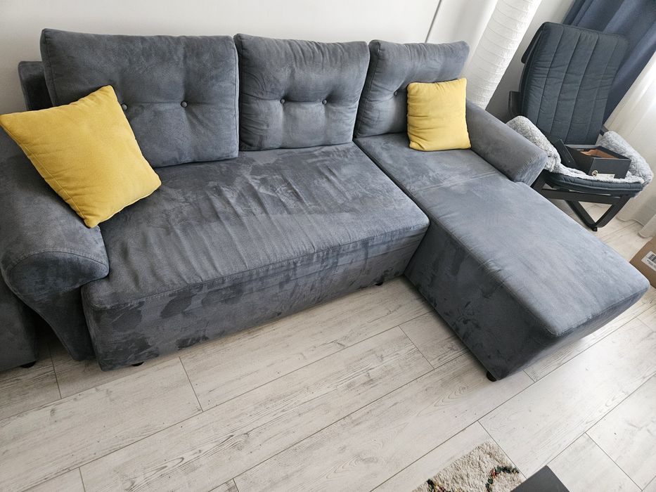 Canapea extensibilă / colțar cu șezlong + taburet – Mobexpert