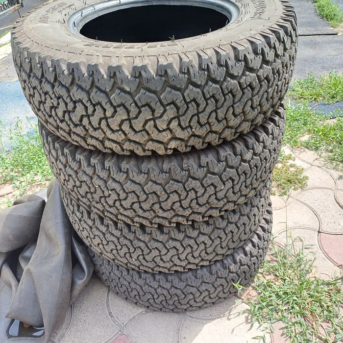 Продаю шины R215/7515