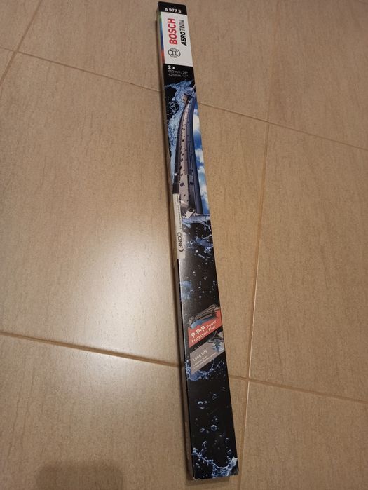 Нова чистачка 42,5 Bosch Aerotwin, нов плажен чадър