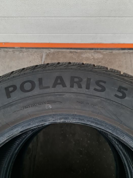 Зимни гуми 2 броя BARUM Polaris5 215 65 R16 дот 1821