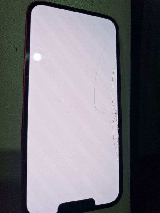Продам iphone 13