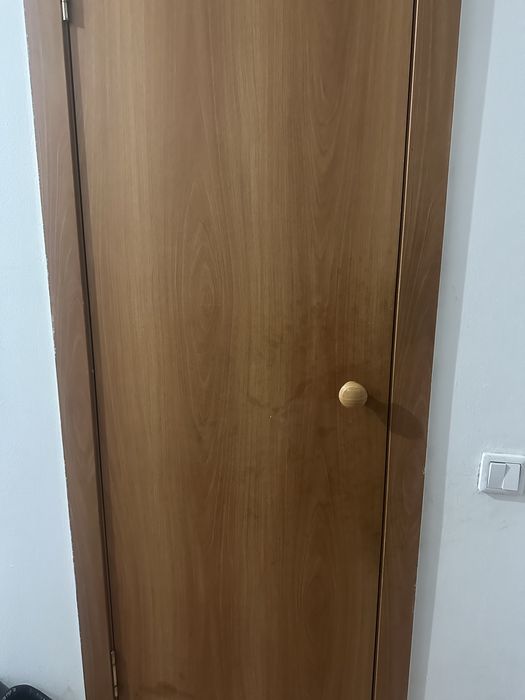 Продается меж комнатные двери