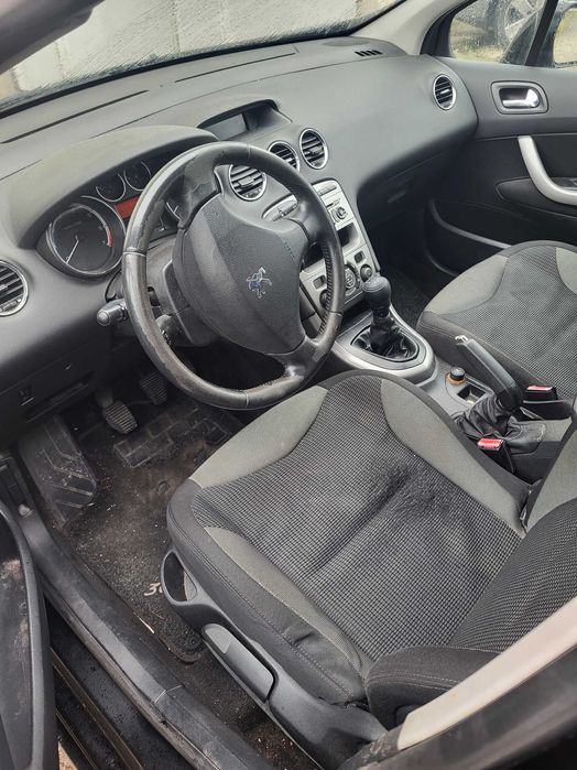 Dezmembrez Peugeot 308, 2010, 1,6 benzina, 1.6 Diesel