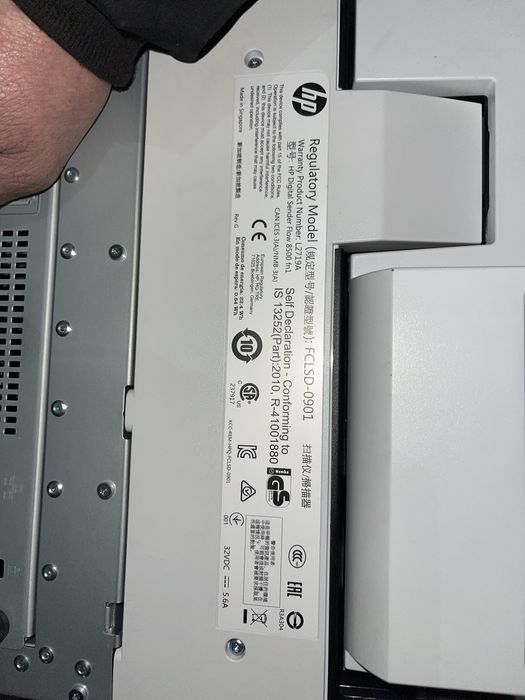 Продам сканер новый эчьпи