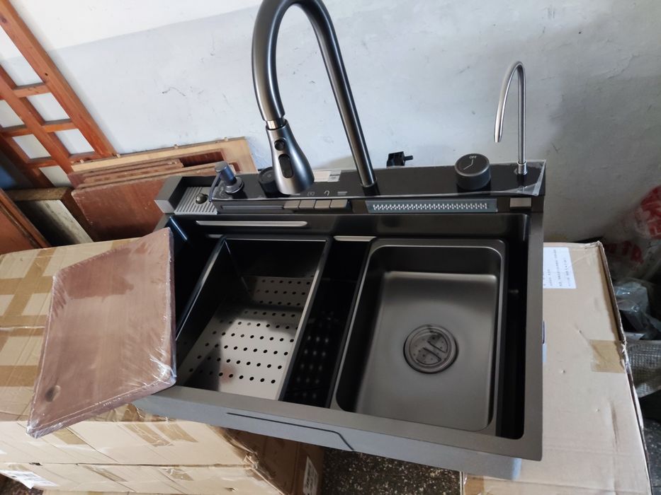 Многофункционална кухненска смарт мивка