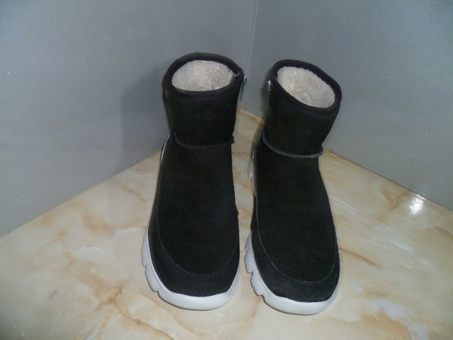 UGG оригинални ботуши №41