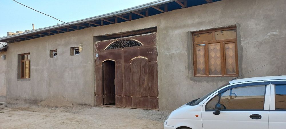 Назарбек   текстил   5  соток   ховли  жой   сотилади