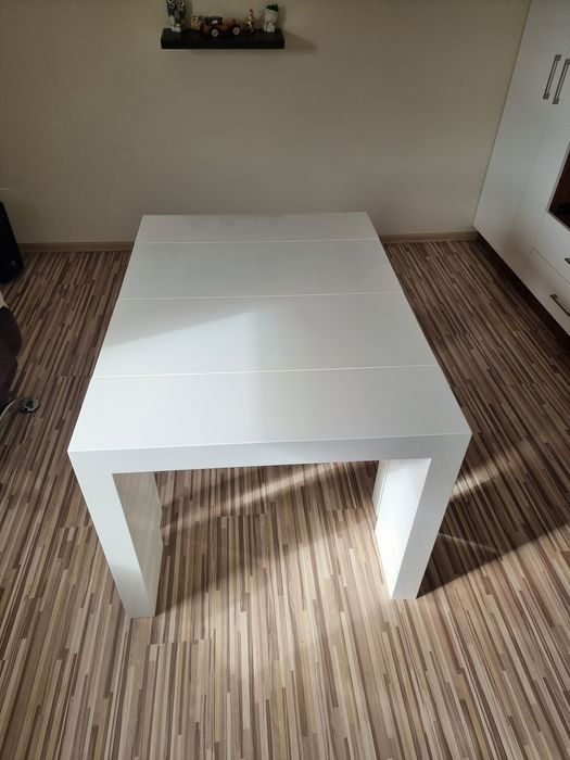 Разтегателна маса