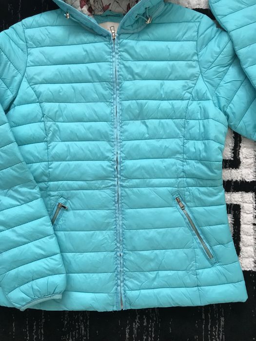 Дамско яке с качулка