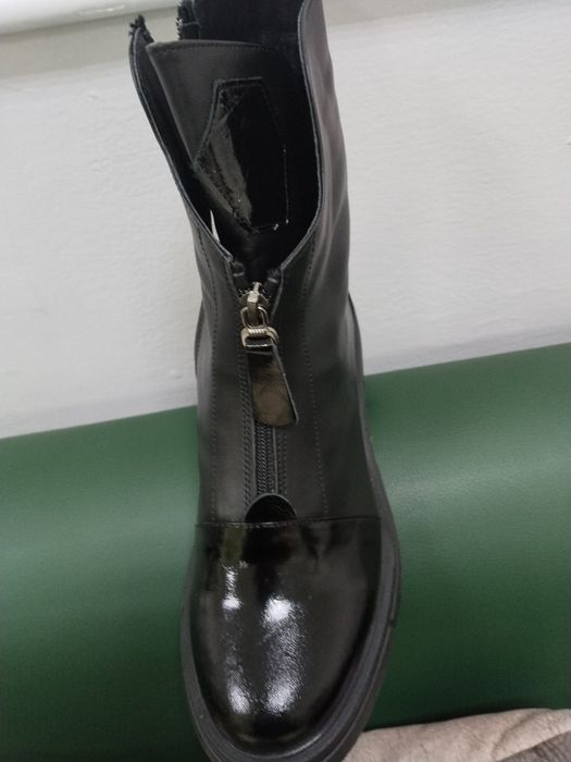 Продам обувь новая