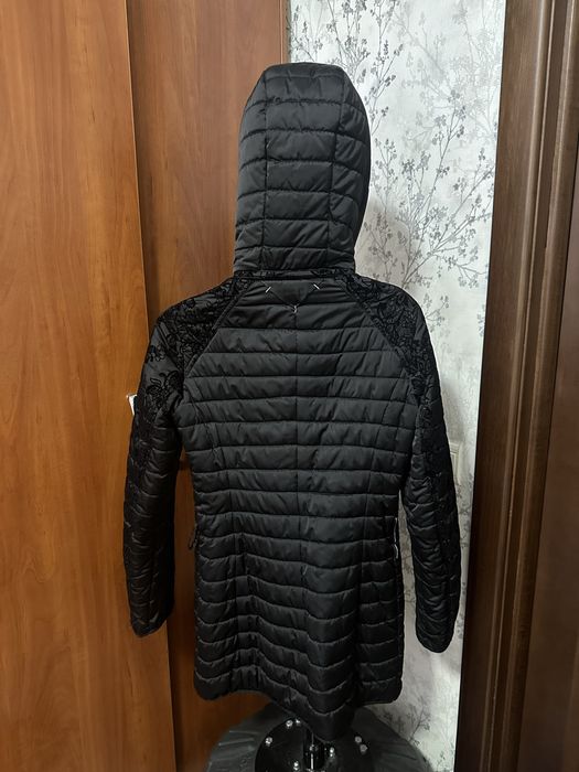 Продам  верхнию одежду