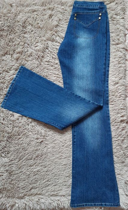 Продам  Джинсовые брюки