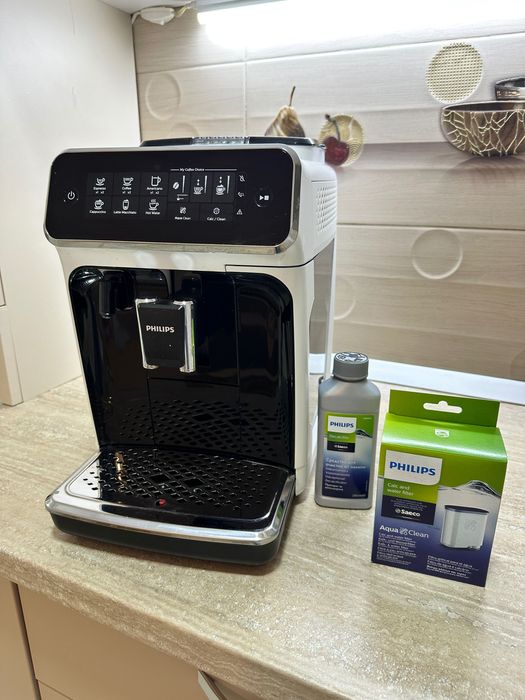 Espressor automat Philips EP3243/5