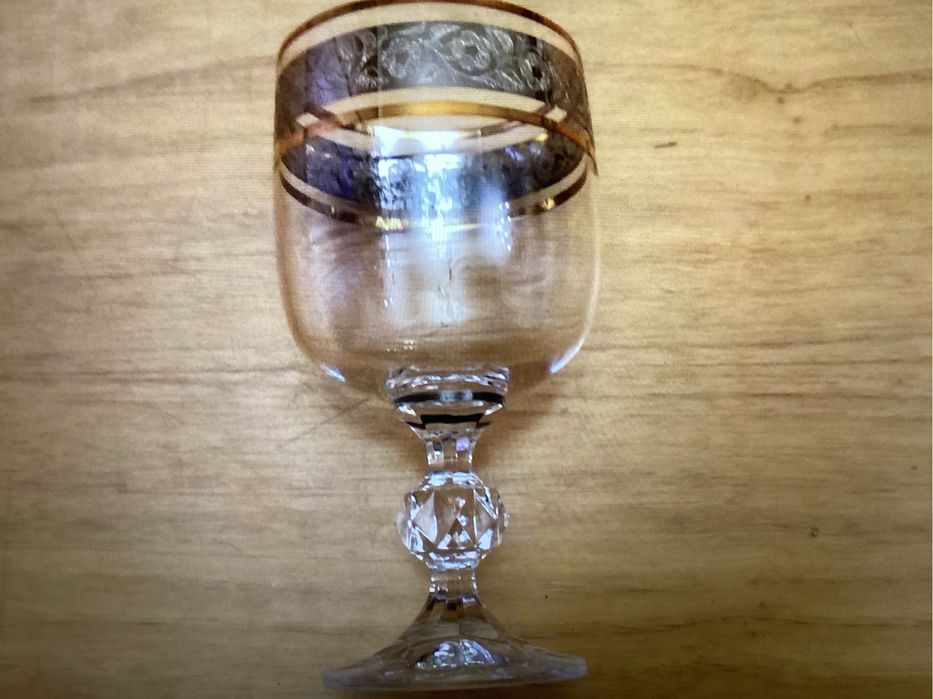 Фужеры, рюмки 3 набора, стопки 2 набора.