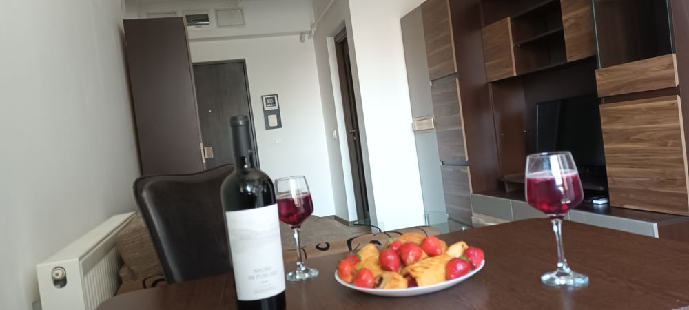 Ap. 2 c. de închiriat – central – Prima, str. Evreilor deportati