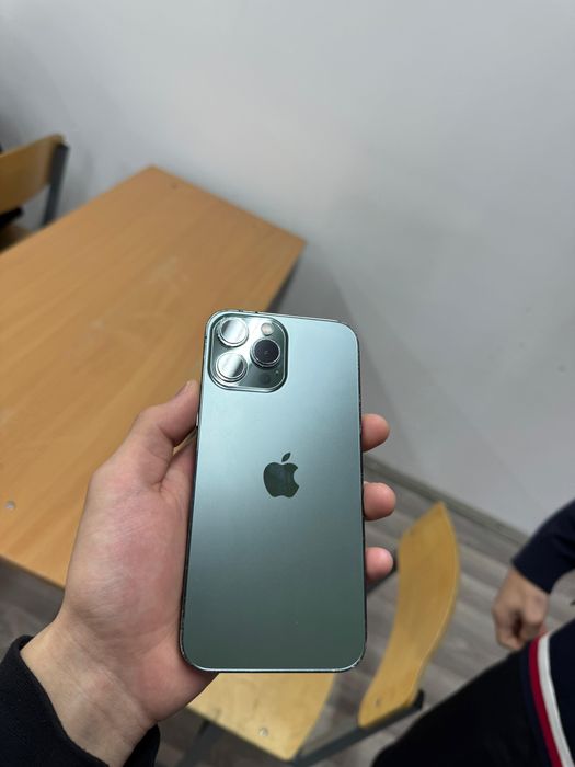 Айфон 13про мах зеленый