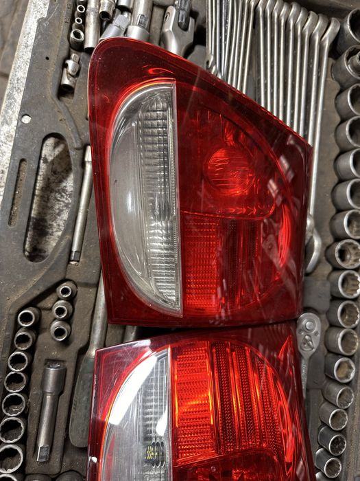 Фонари задние LEXUS GS190