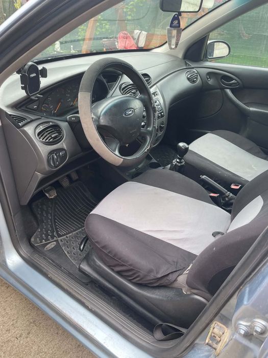 Mașină Ford Focus