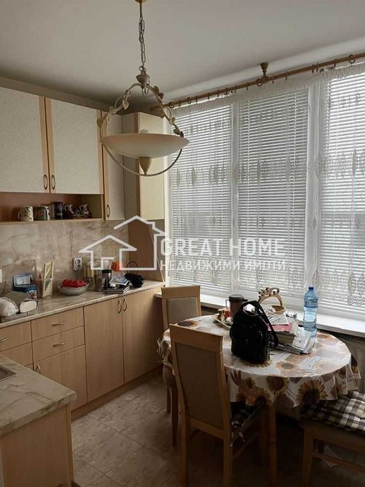 Продава се Четиристаен апартамент в Търговище, Изток 1 - 95 кв.м за 1106 €/кв.м - Снимка #3