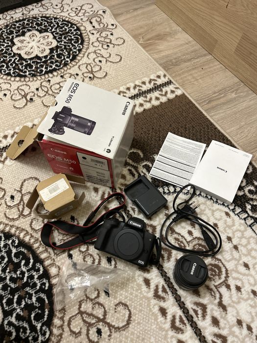 Canon eos M50 сатылады