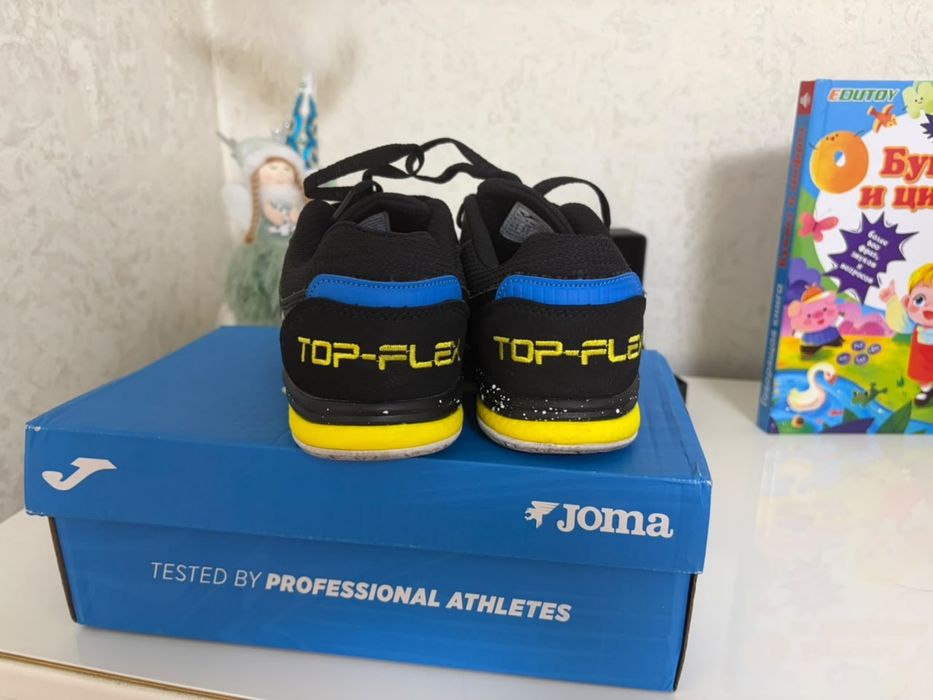 футзалки Joma 39 размер