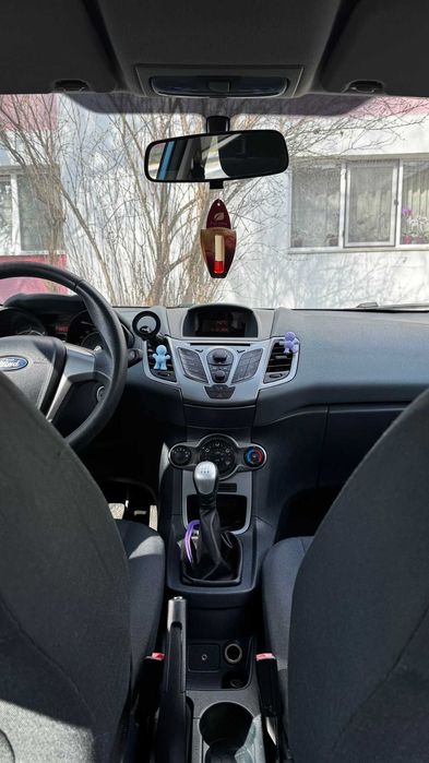 Ford Fiesta Mk7 1.4 TDCi 2011, Euro 5, consum mic, 2 chei