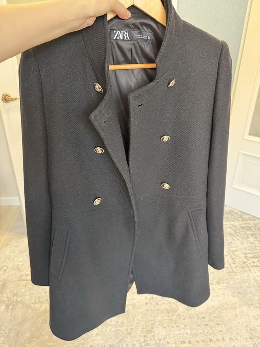 Пальто новое без этикетки Zara