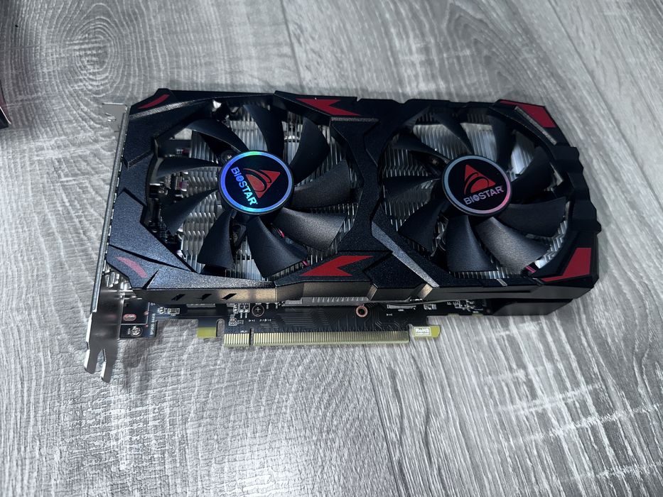 Vând placă video RX 580 AMD 8gb