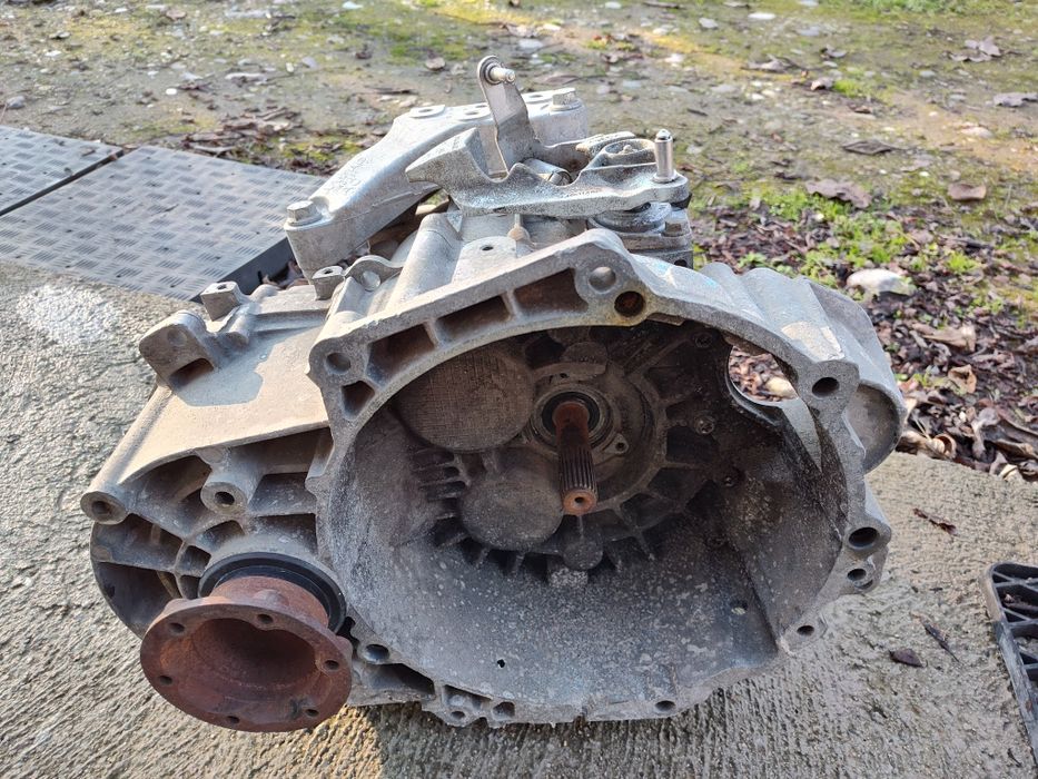 Ръчна 6-степенна скоростна кутия HDV - VW Golf 5 / Audi A3 / Octavia 2