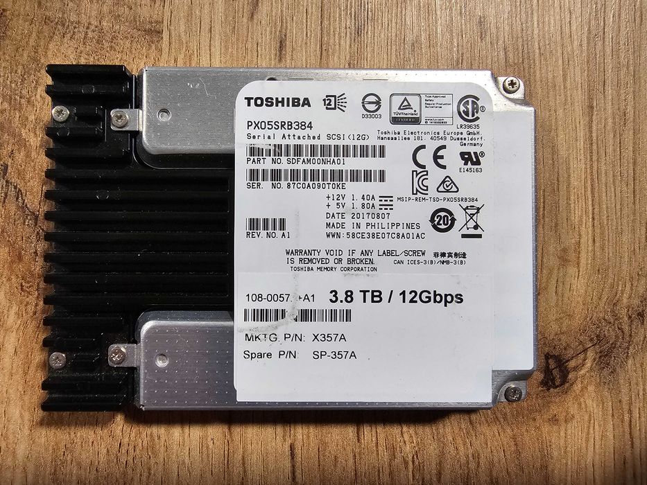 Сървърно SAS SSD Toshiba NetApp 3.84TB | 12Gbps / 2.5" / 100% здраве / само 14TB запис
