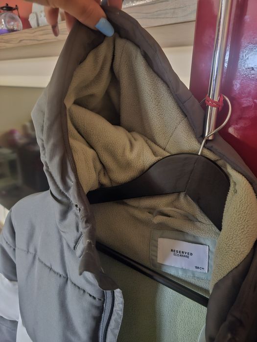 Reserved geaca iarna mărimea 158/164