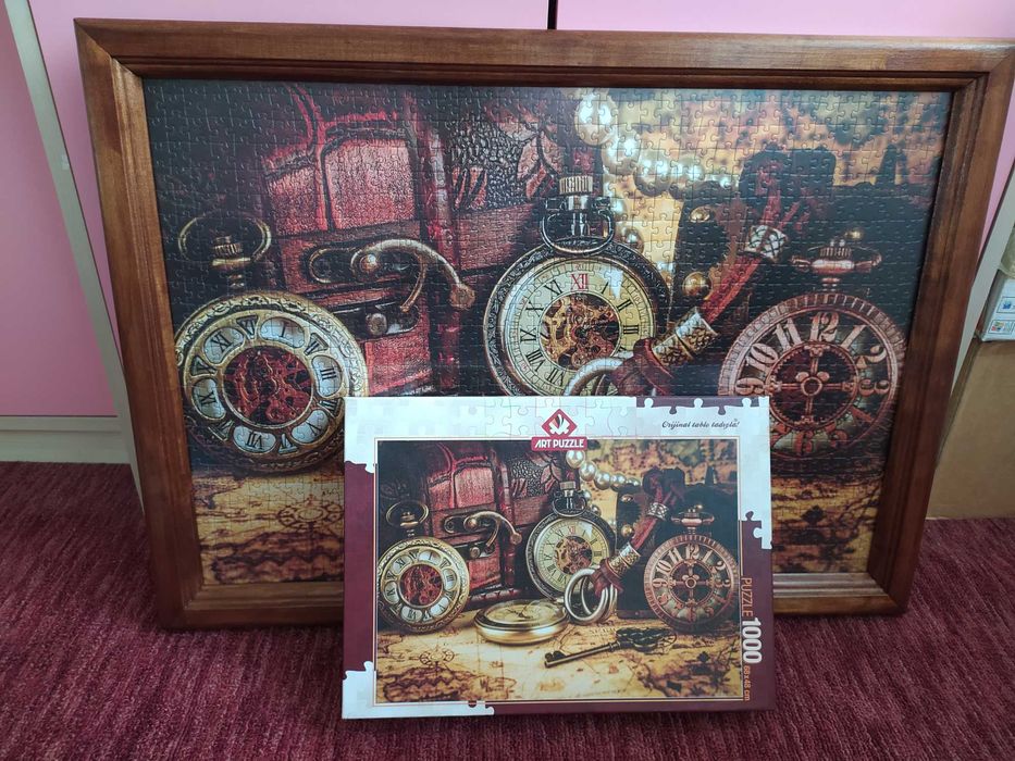 Пъзел в дървена рамка