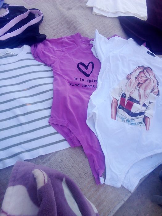 Одежда на молодежь в идеальном состоянии