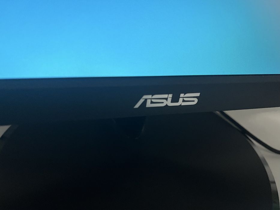 Vand monitor PC gaming 60 cm stare f buna