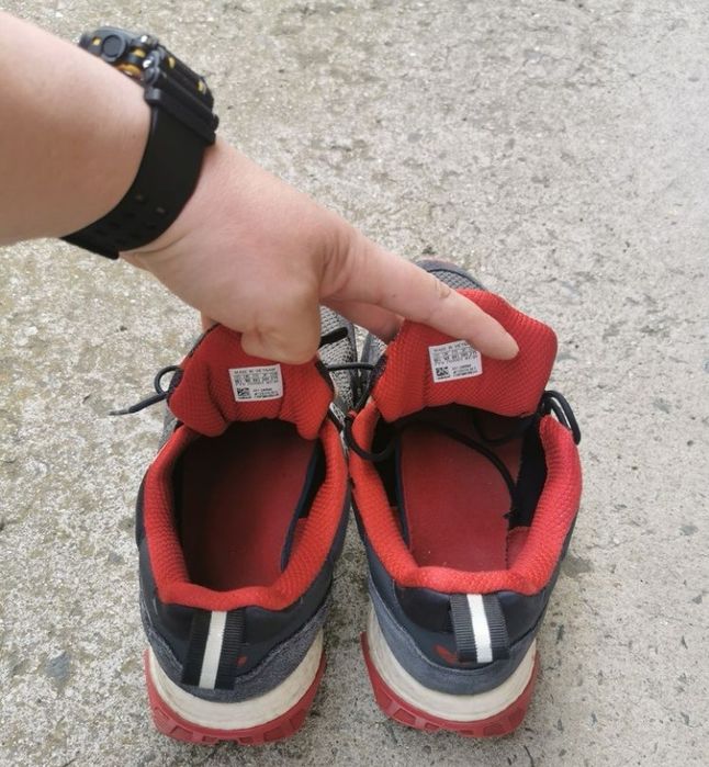 Маратонки adidas 44,5