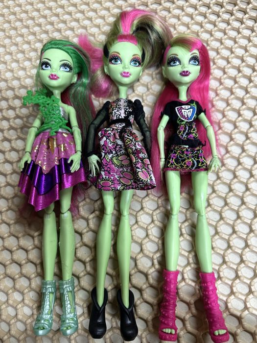 Продам кукол монстр хай!