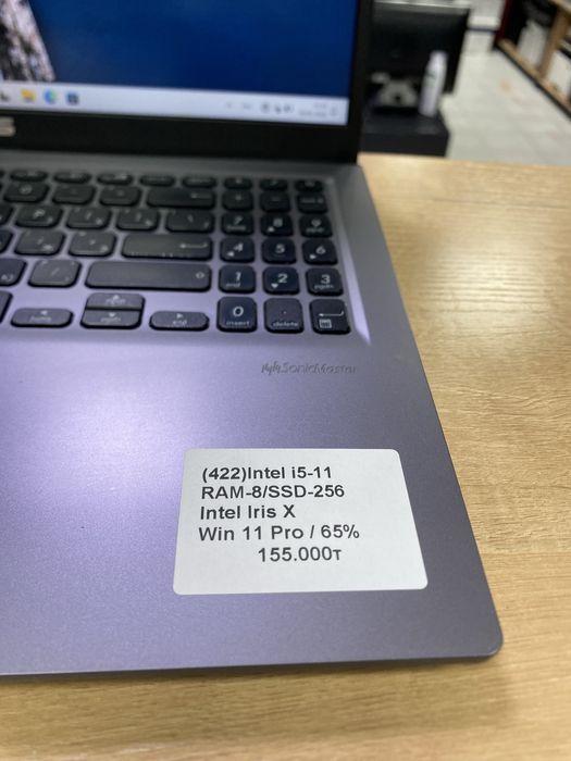 Ноутбук Asus i5-11gen/RAM8/SSD256/intel iris X