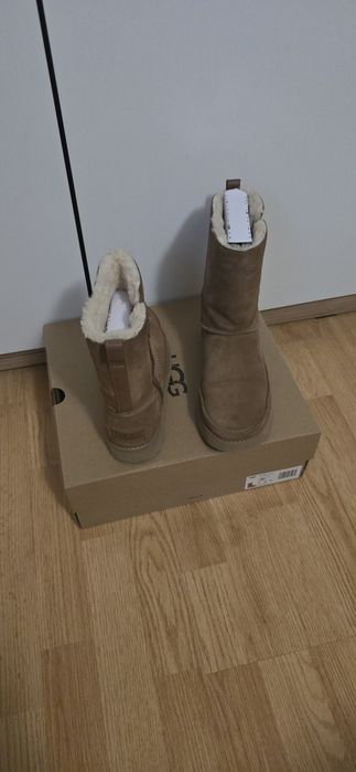 Оригинални ботуши ugg