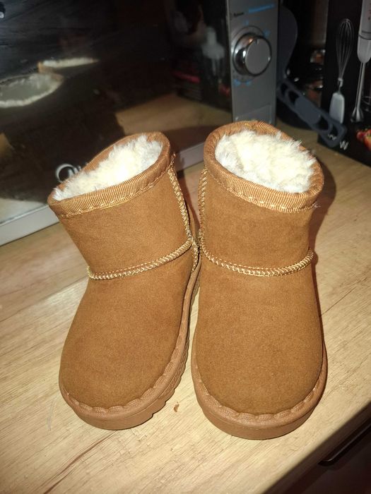 Продам уги  детские