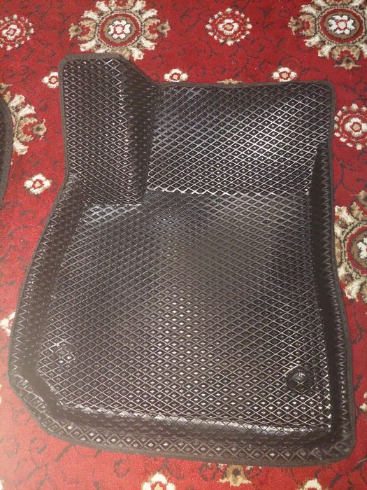 Полик  для  малибу