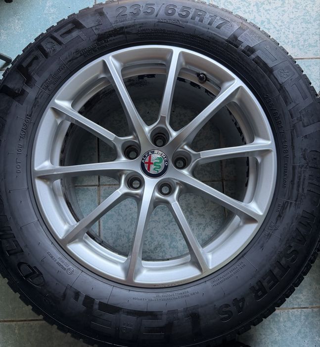 Roti/ jante aliaj R17 originale Alfa Romeo Stelvio 235/65/17 all season 2024