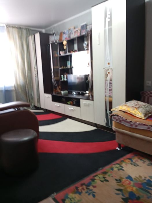 Продам 1,,5комнатную квартиру