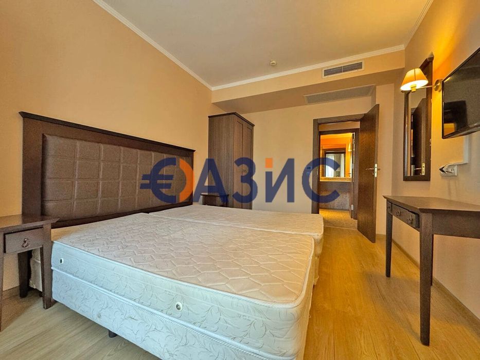 Двустаен апартамент в комплекс Royal Beach Barcelo, 89 кв.м., Слънчев бряг, България, 100 000 евро #33805154