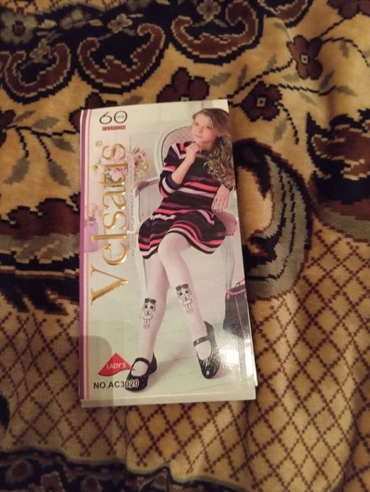 Колготки белый размер13 -15 лет цена 2500