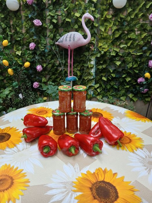 Vând zacuscă de vinete