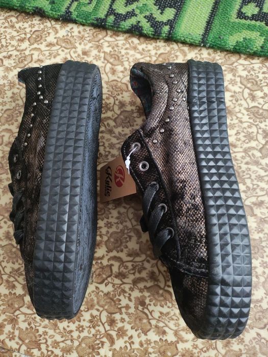 Спортни кецове-35 н.