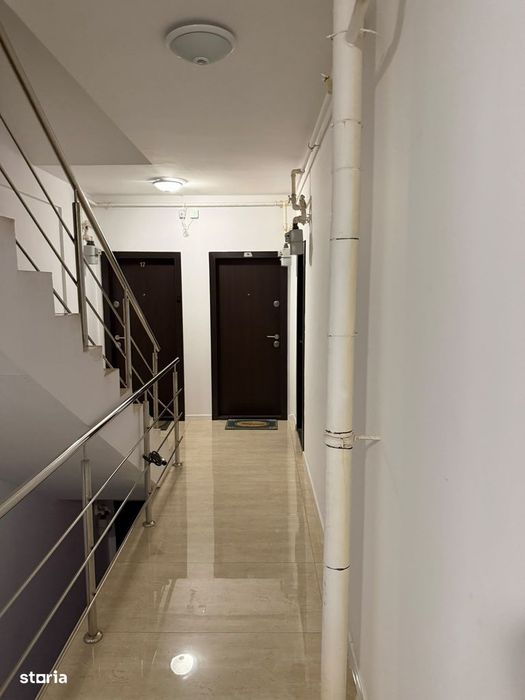 Apartament cu 3 camere semimobilat