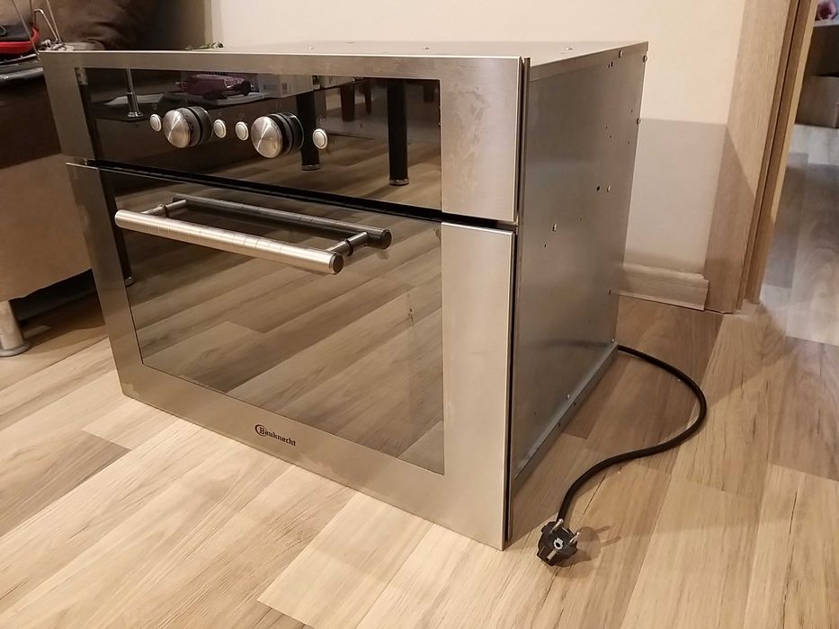 Фурна и микровълнова за вграждне Bauknecht