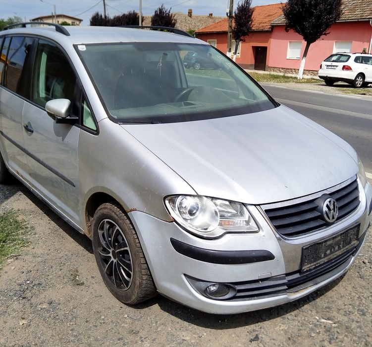 Bara fata completa VW Touran Facelift an 2006-2010