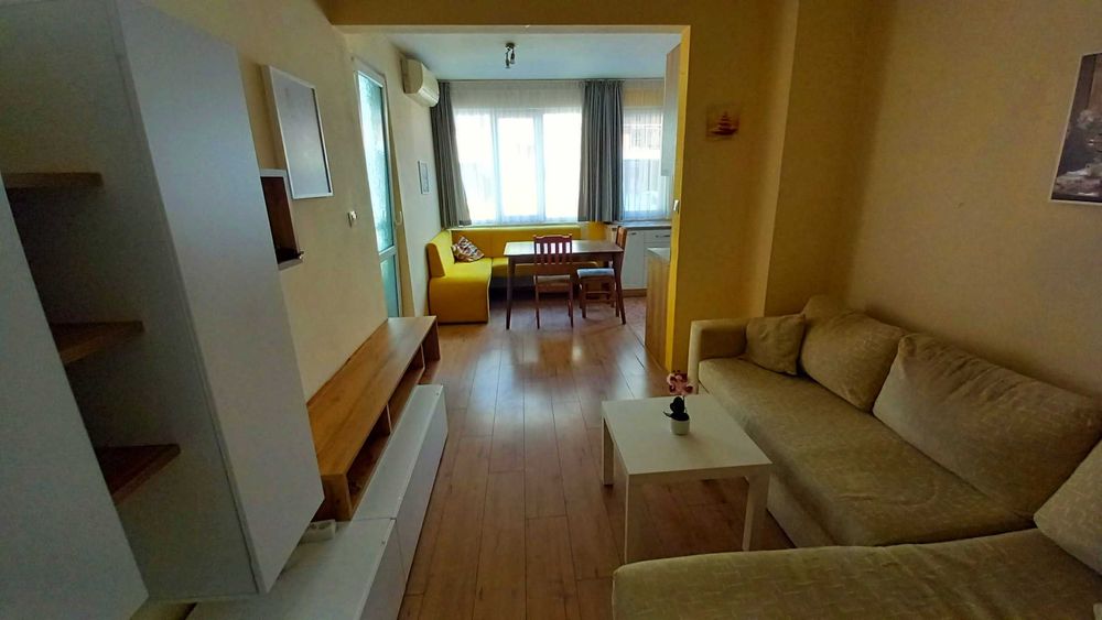 Дава се под наем Тристаен апартамент в София, Център - 100 кв.м за 714 € - Снимка #2